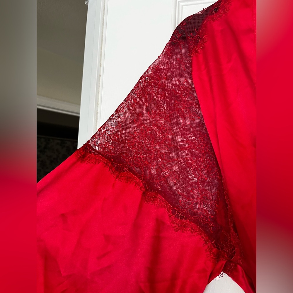 Victoria’s Secret Satin Robe - Picture 3 of 6